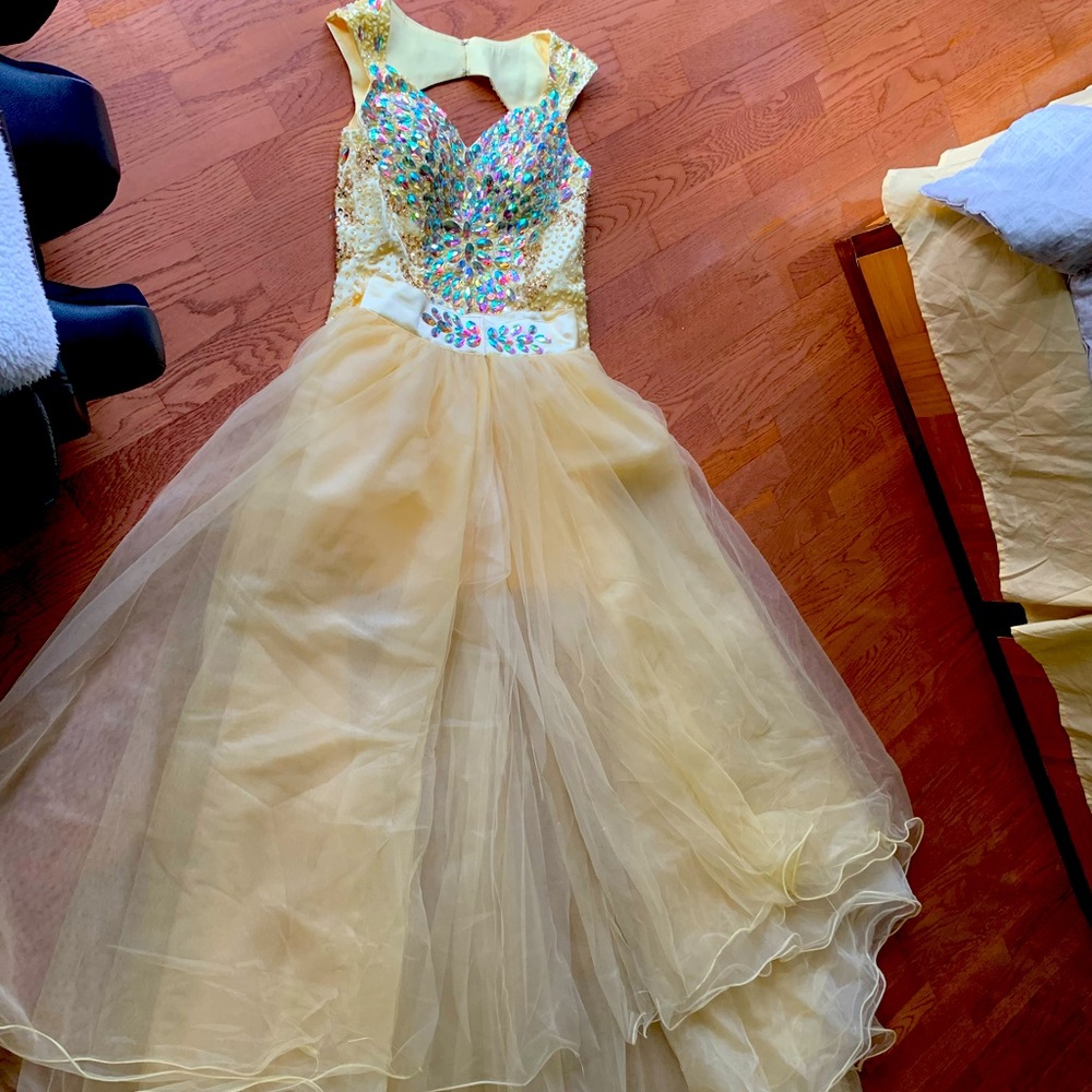 Gold floor length ball gown, two piece detachable